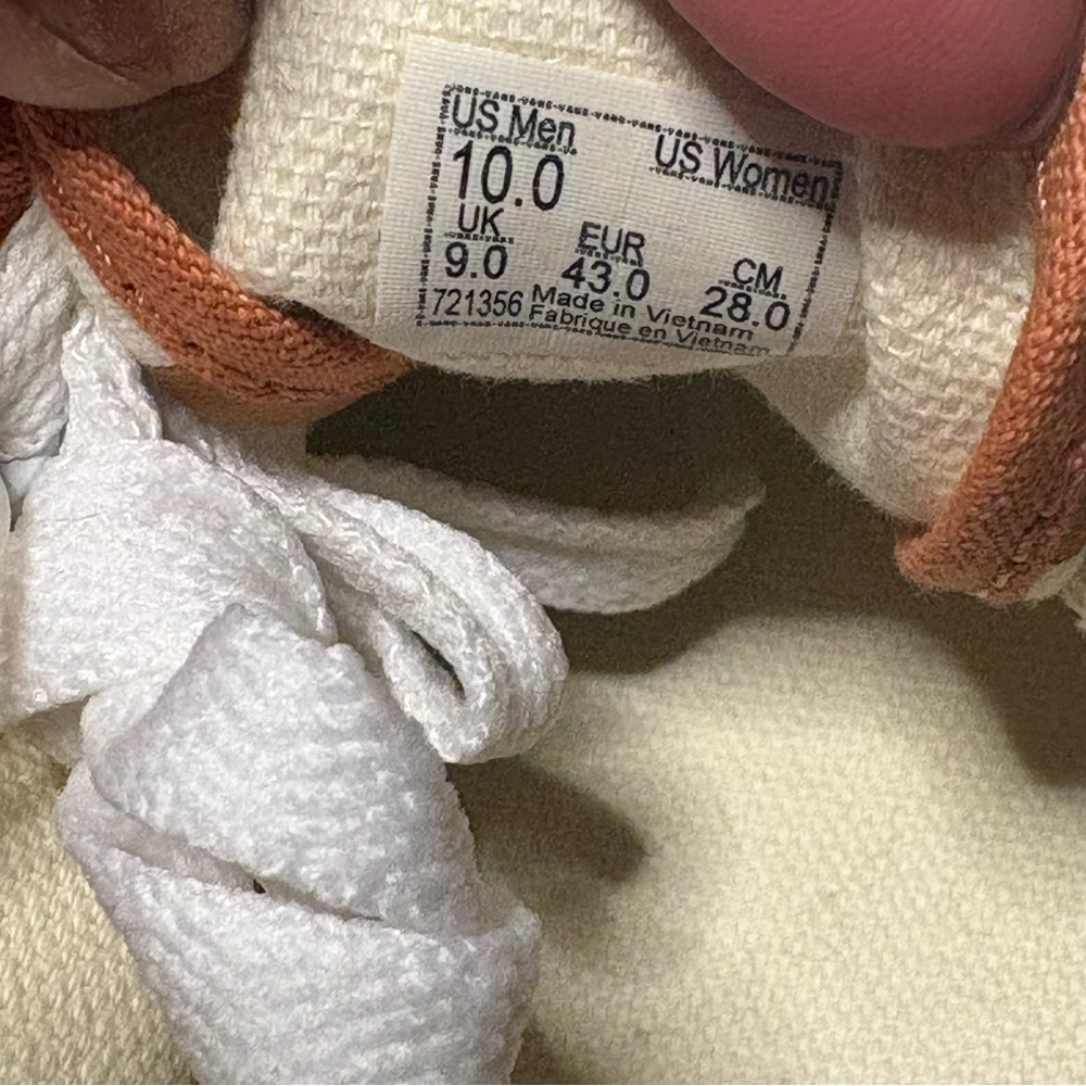 Vans Women’s size 11.5 Orange and Cream Geometric Platform - Picture 8 of 9